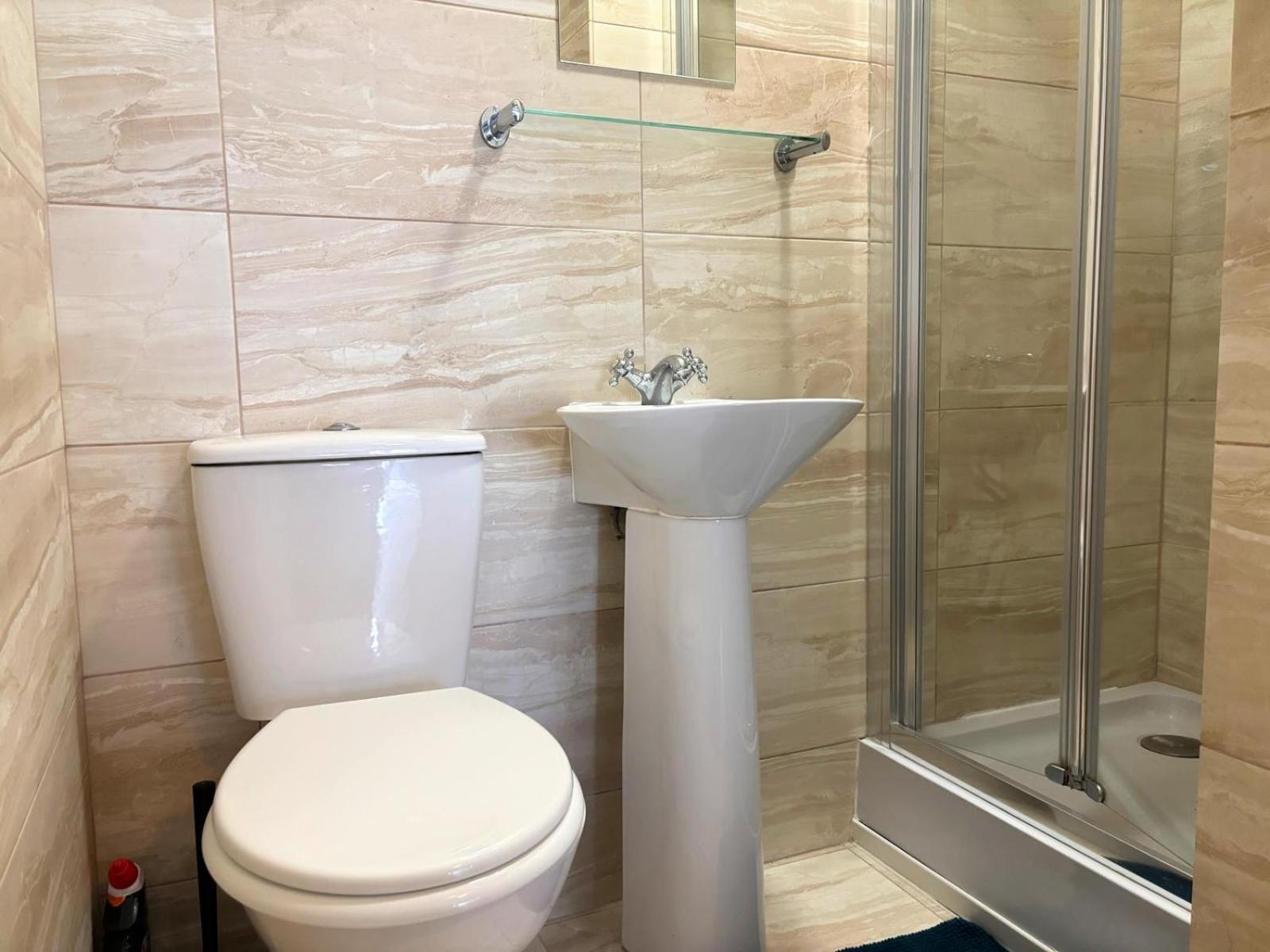 Shirley Apartments, Cozy Studio, Self Check In, 10 Min Drive To City Centre, Walking To Redbridge Train Station Southampton Luaran gambar