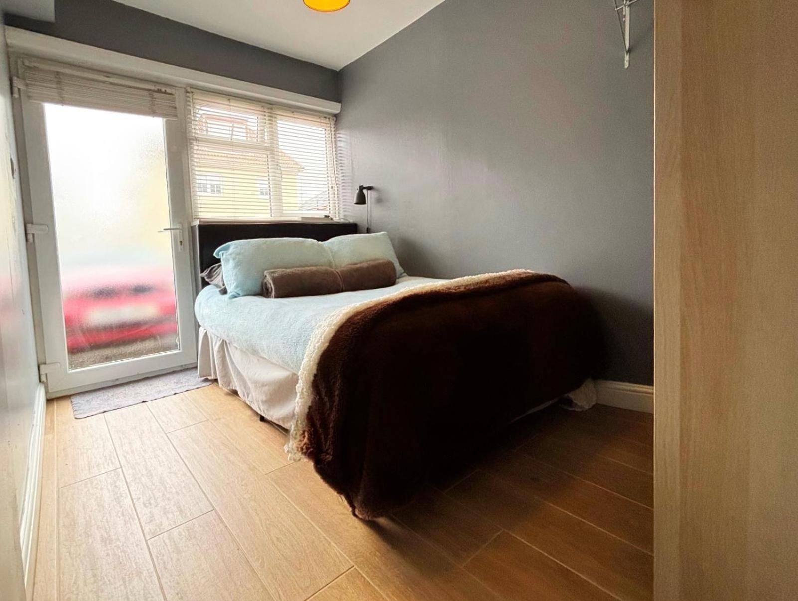 Shirley Apartments, Cozy Studio, Self Check In, 10 Min Drive To City Centre, Walking To Redbridge Train Station Southampton Luaran gambar